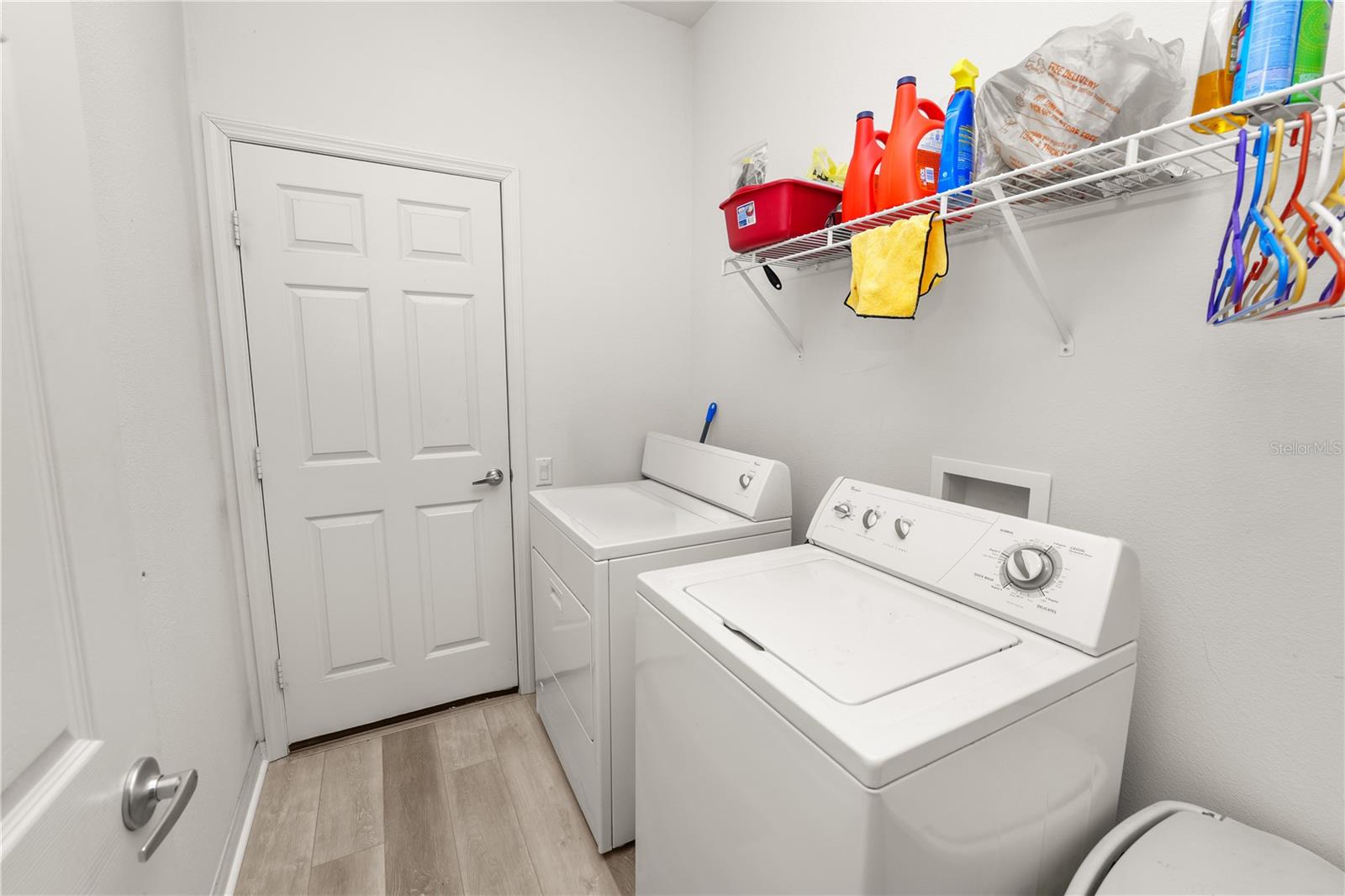 Image 23 of 50 For 4242 Whistlewood Circle