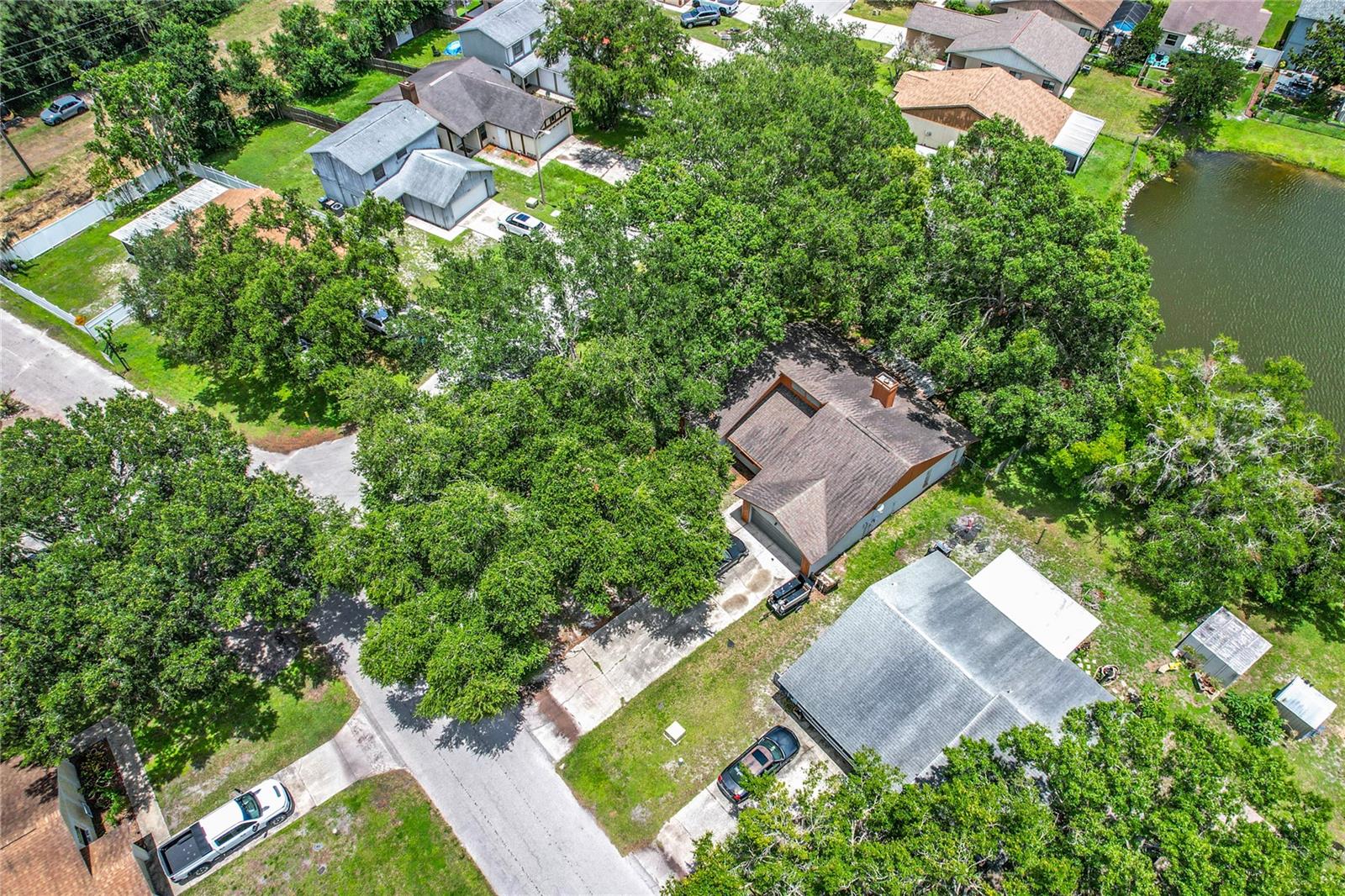 Image 41 of 43 For 4720 Wildflower Dr Drive