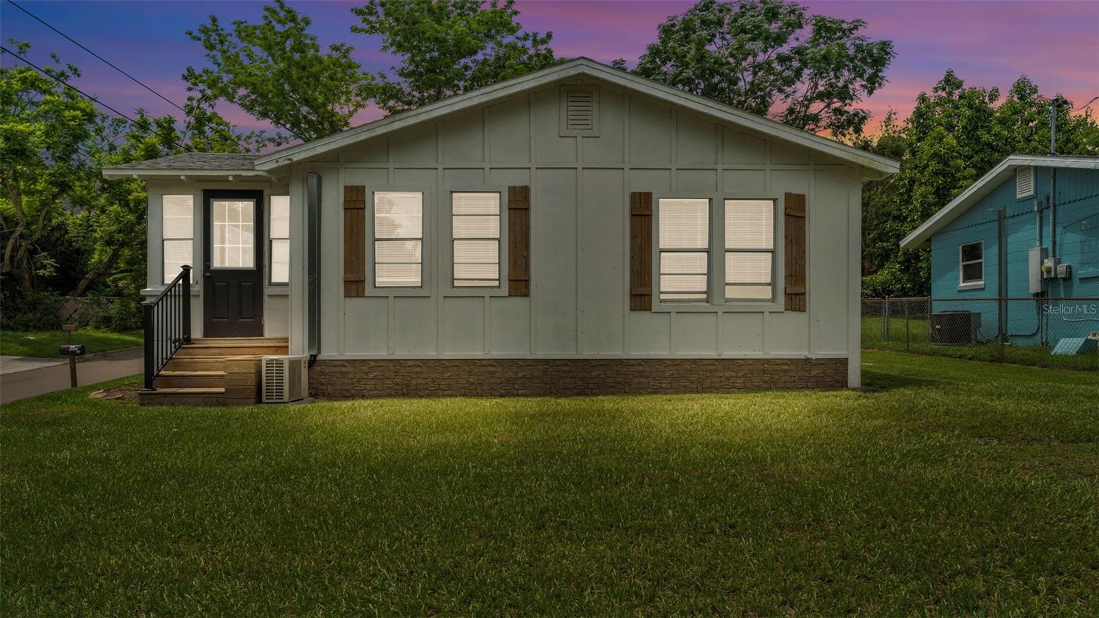 Details for 301 Weaver Avenue, LAKE WALES, FL 33853