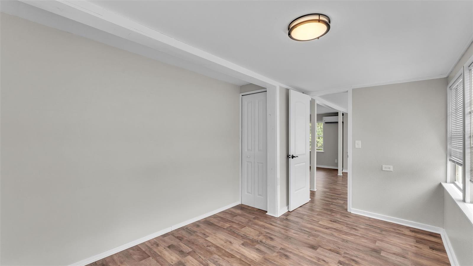 Image 11 of 35 For 301 Weaver Avenue