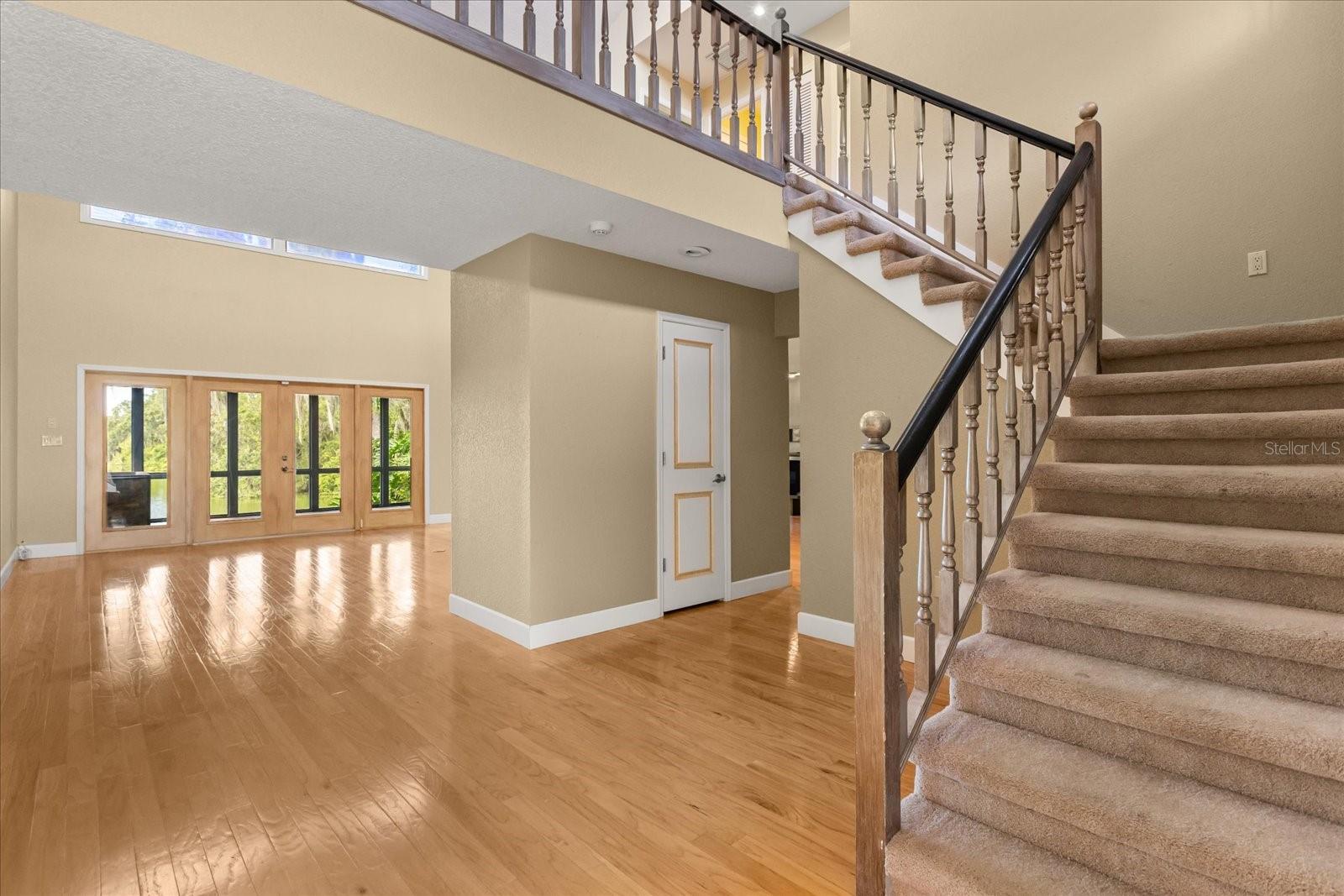 Image 7 of 43 For 6033 Mountain Lake Drive