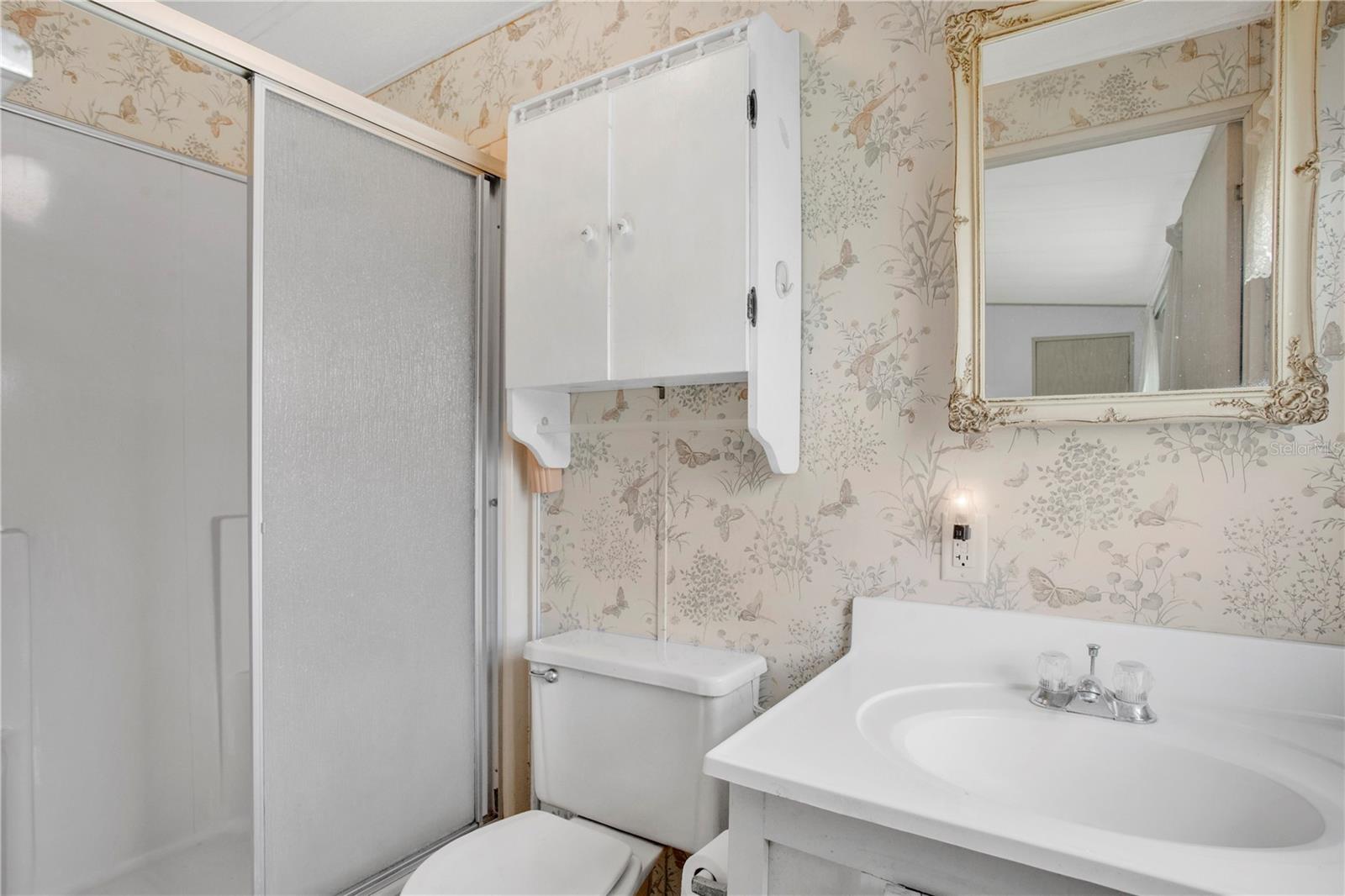 Image 15 of 37 For 6443 Hollyberry Lane Ne