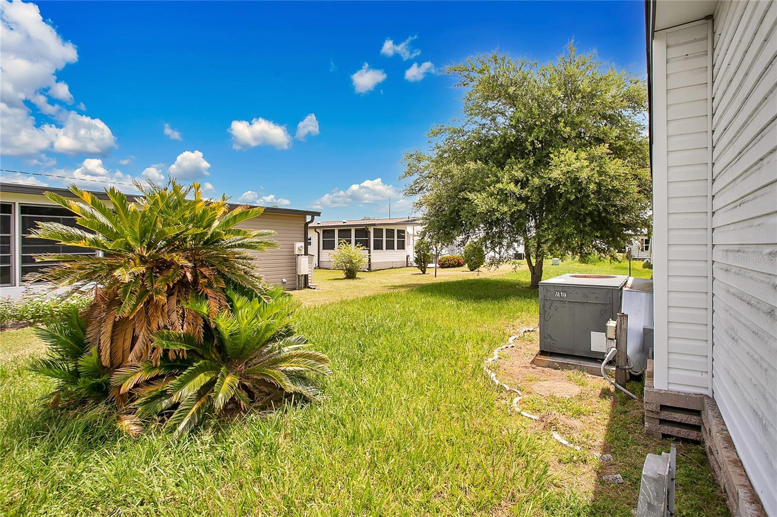 Image 25 of 37 For 6443 Hollyberry Lane Ne