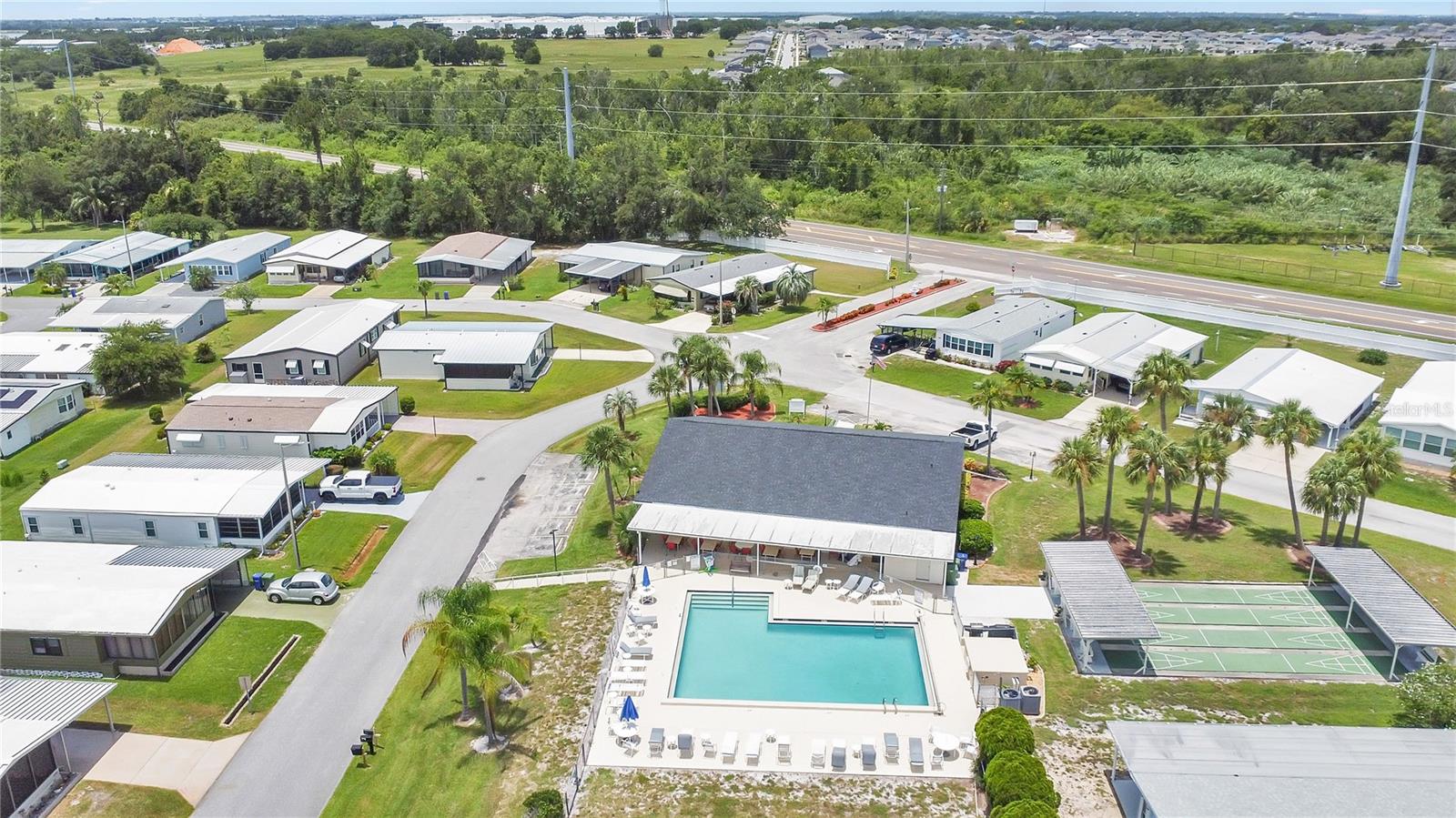 Image 35 of 37 For 6443 Hollyberry Lane Ne