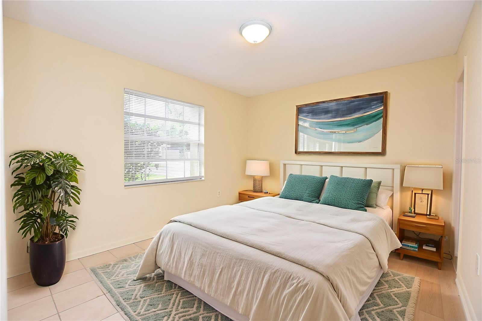 Image 13 of 25 For 4705 Dimbath Drive