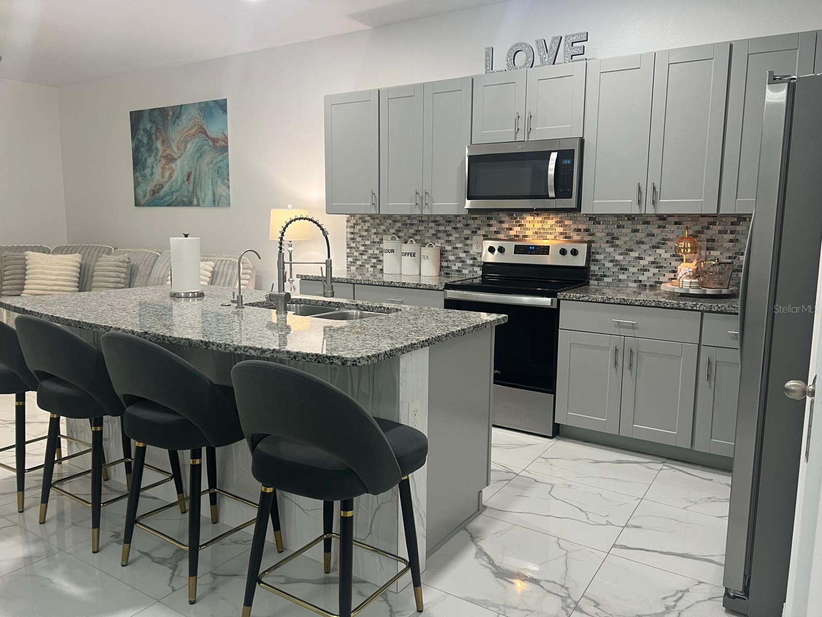 Image 10 of 15 For 1315 Isleta Loop