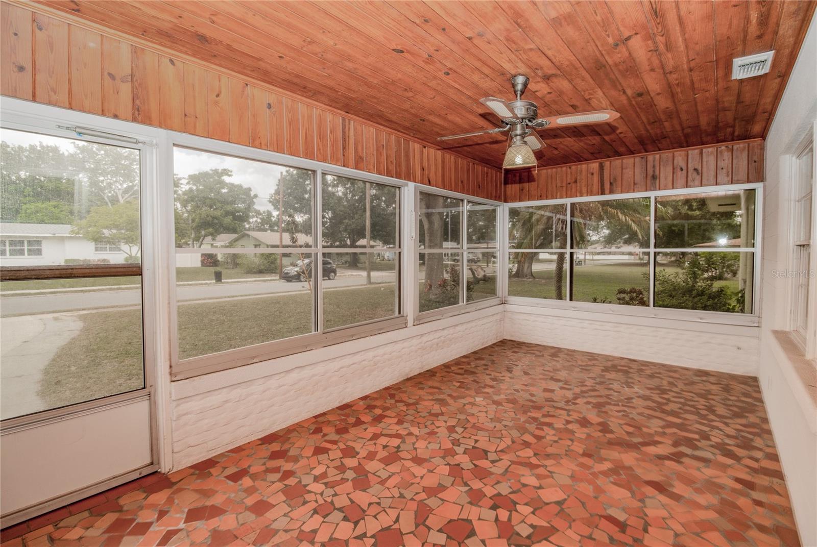Image 21 of 30 For 132 Kinstle Avenue