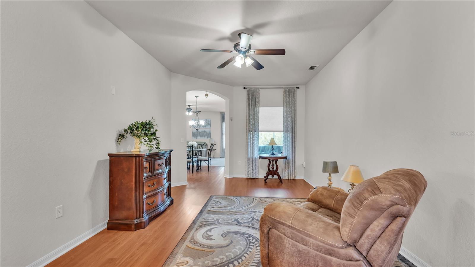 Image 15 of 63 For 2932 Blackwater Oaks Drive