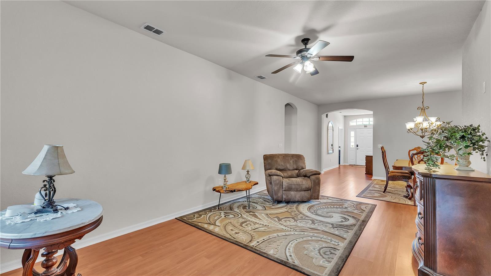 Image 17 of 63 For 2932 Blackwater Oaks Drive