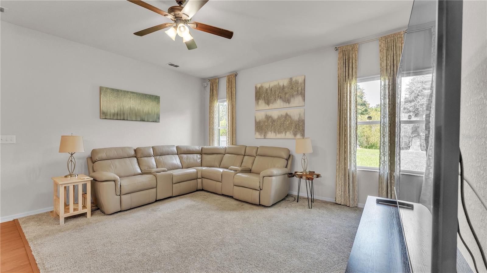 Image 22 of 63 For 2932 Blackwater Oaks Drive