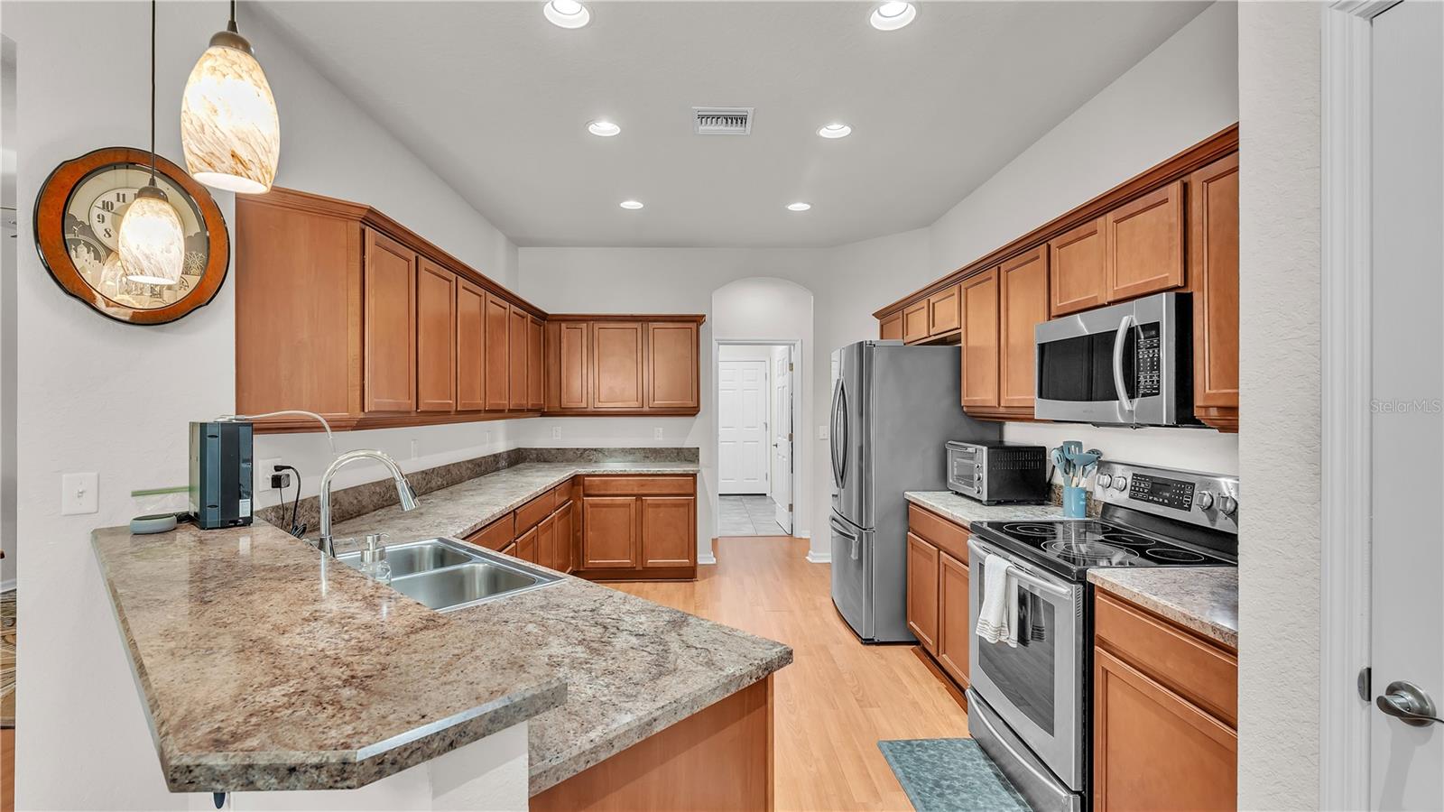 Image 25 of 63 For 2932 Blackwater Oaks Drive