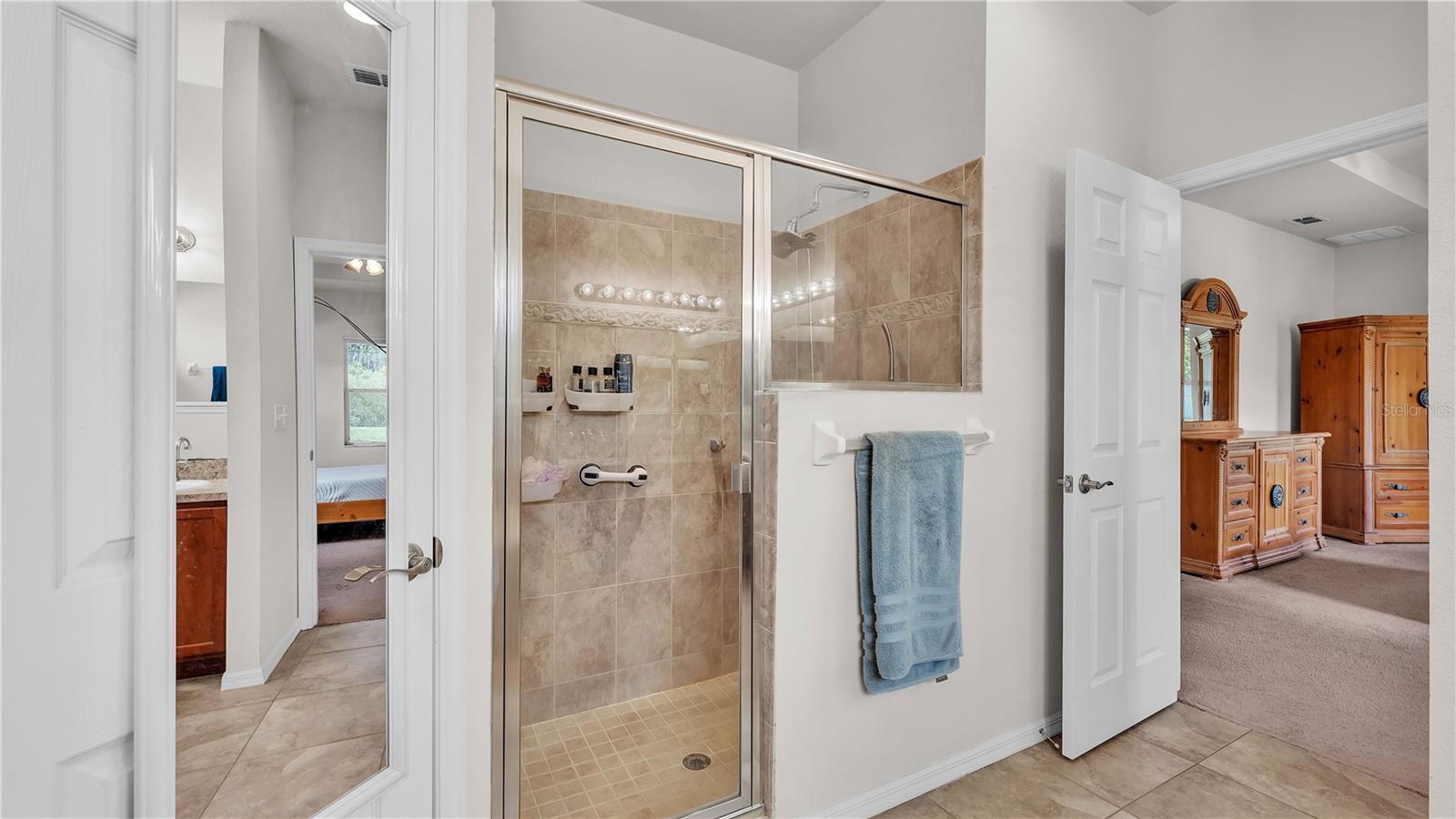 Image 35 of 63 For 2932 Blackwater Oaks Drive