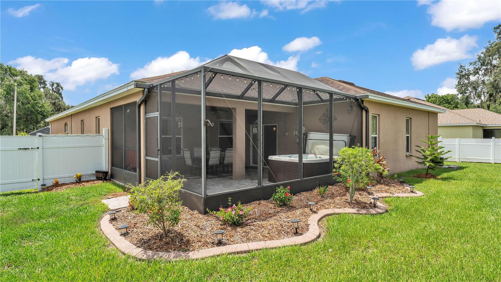 Image 53 of 63 For 2932 Blackwater Oaks Drive
