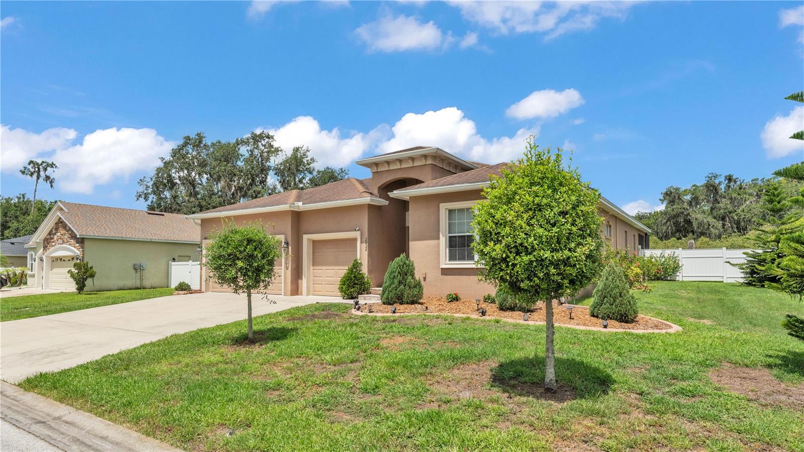 Image 6 of 63 For 2932 Blackwater Oaks Drive