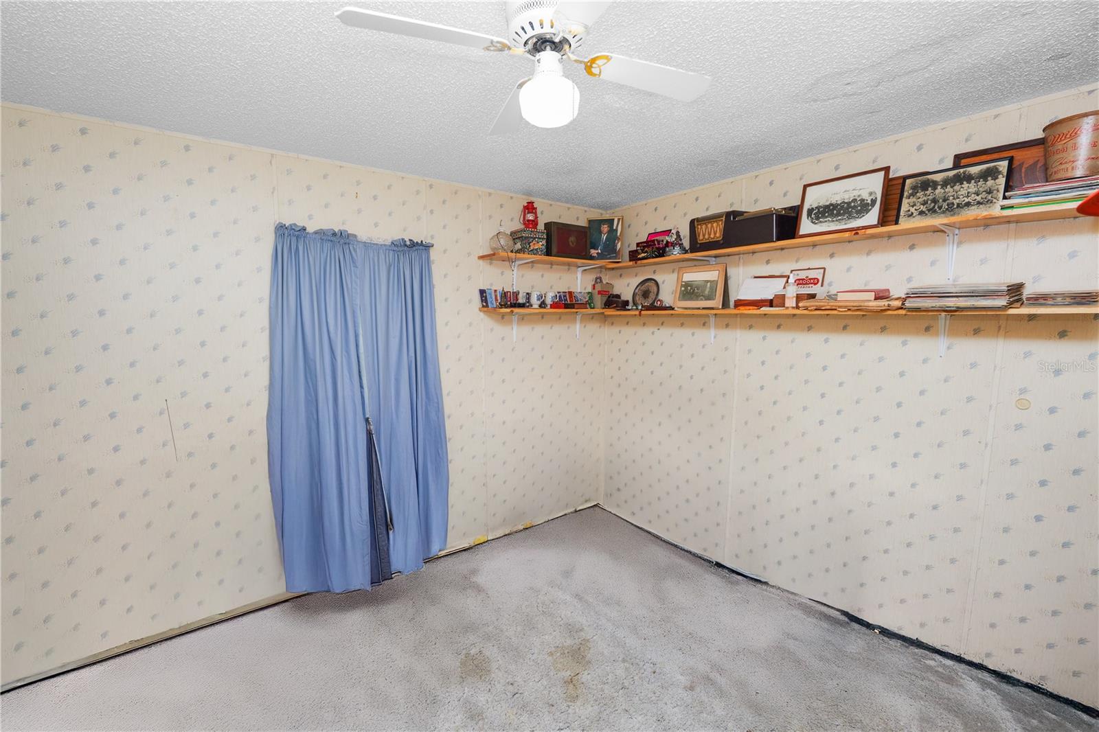 Image 30 of 66 For 6325 Oakview Lane