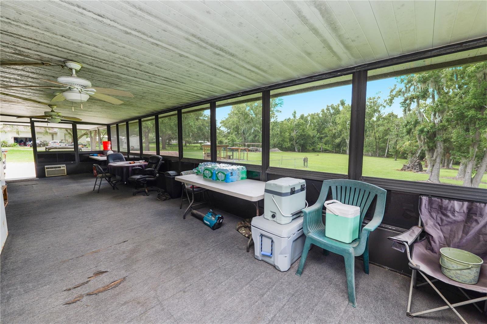 Image 33 of 66 For 6325 Oakview Lane