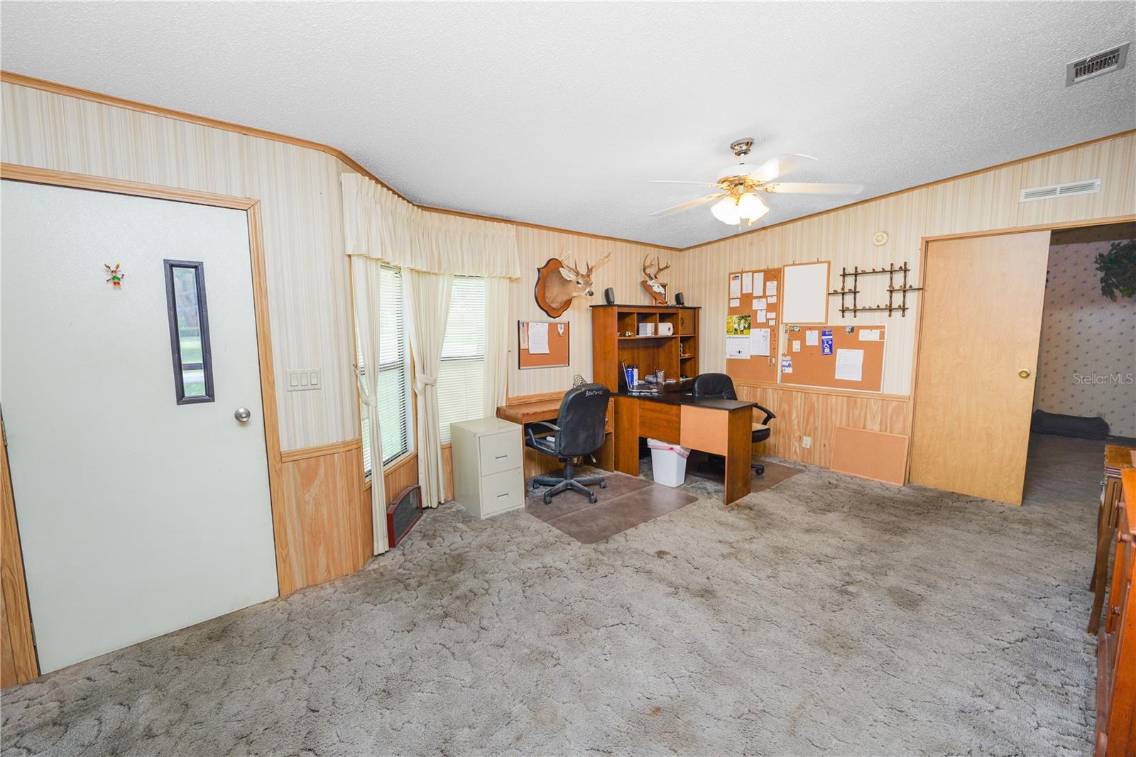 Image 7 of 66 For 6325 Oakview Lane