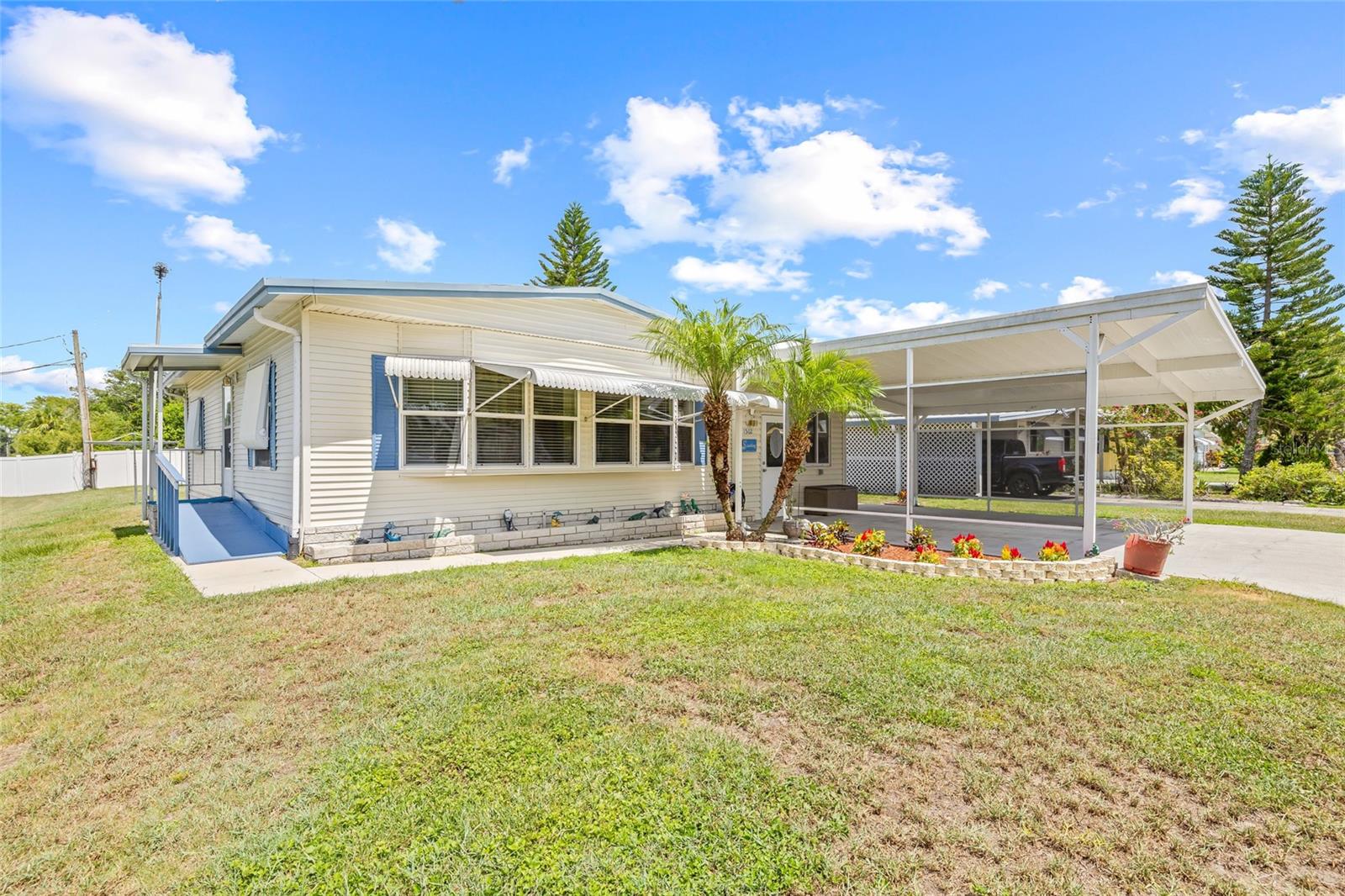 Details for 1502 Blue Lake Drive, LAKELAND, FL 33801