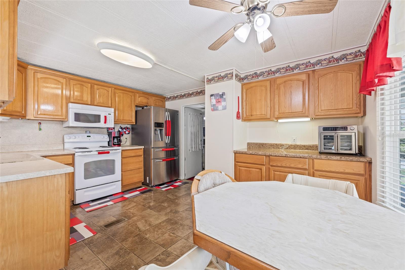 Image 15 of 45 For 1502 Blue Lake Drive