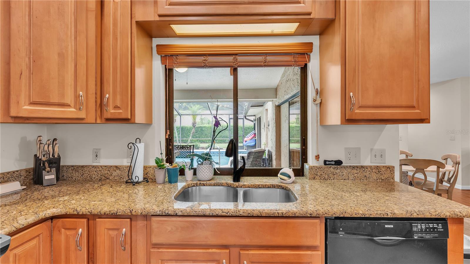 Image 20 of 58 For 5819 Hollyhock Drive