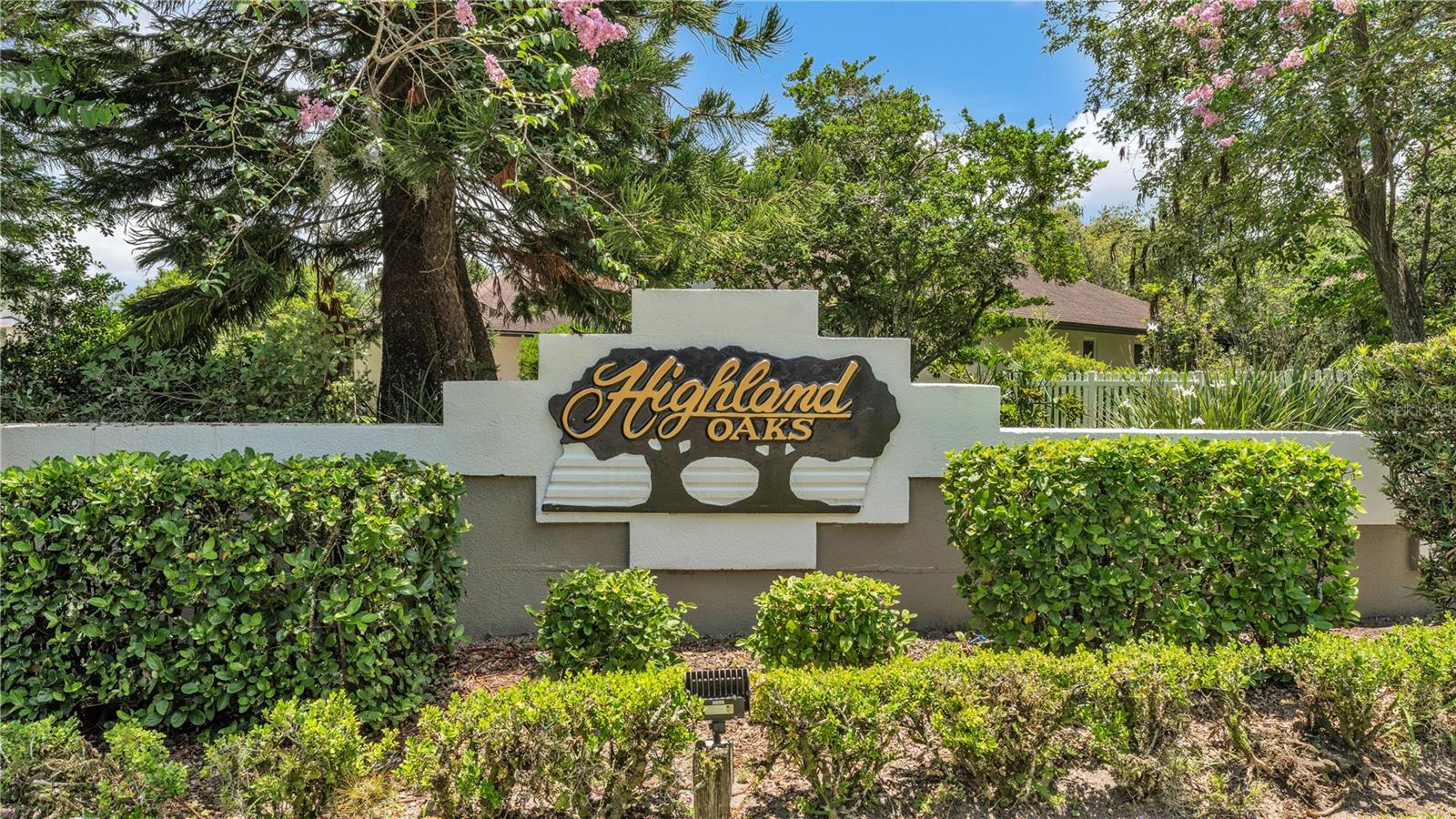 Image 4 of 58 For 5819 Hollyhock Drive