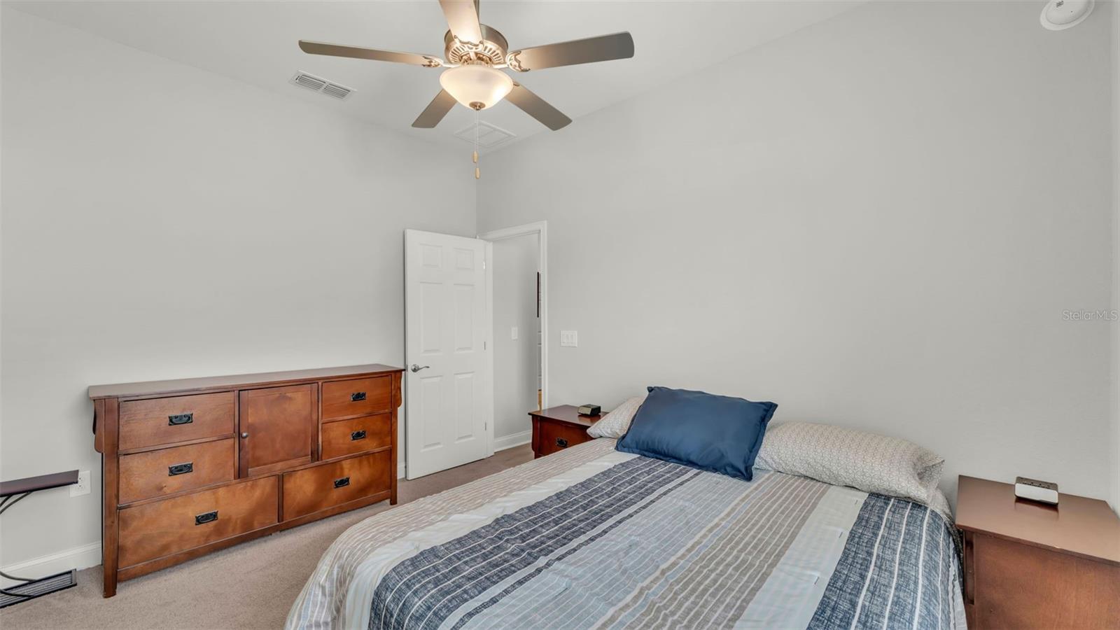 Image 24 of 50 For 6847 Treymont Drive