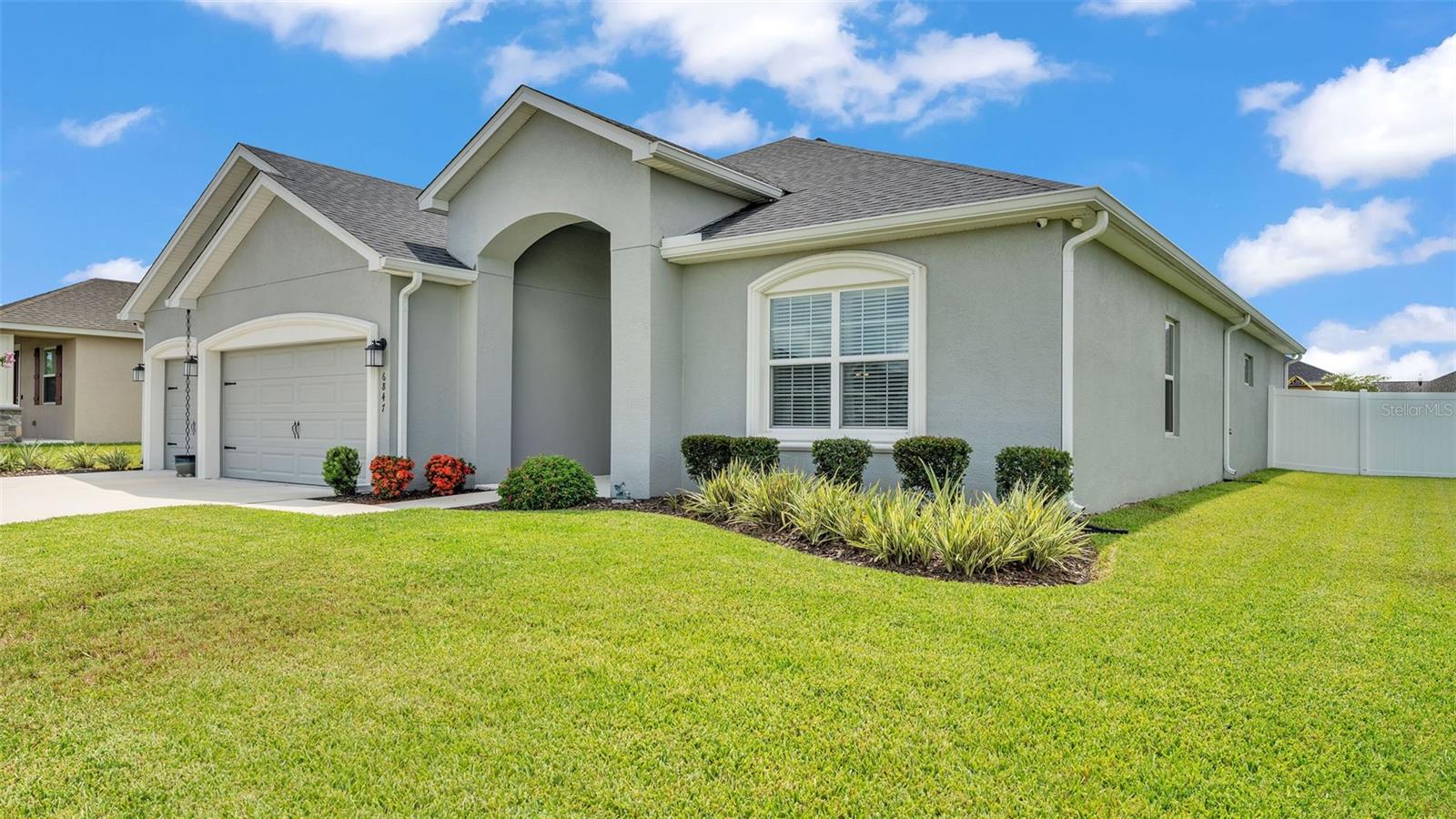 Image 33 of 50 For 6847 Treymont Drive