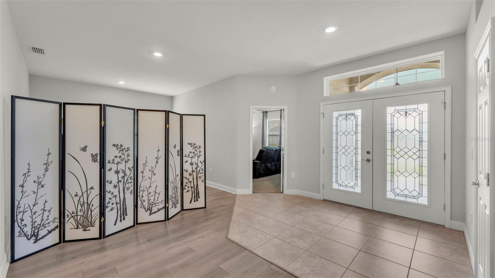 Image 4 of 50 For 6847 Treymont Drive