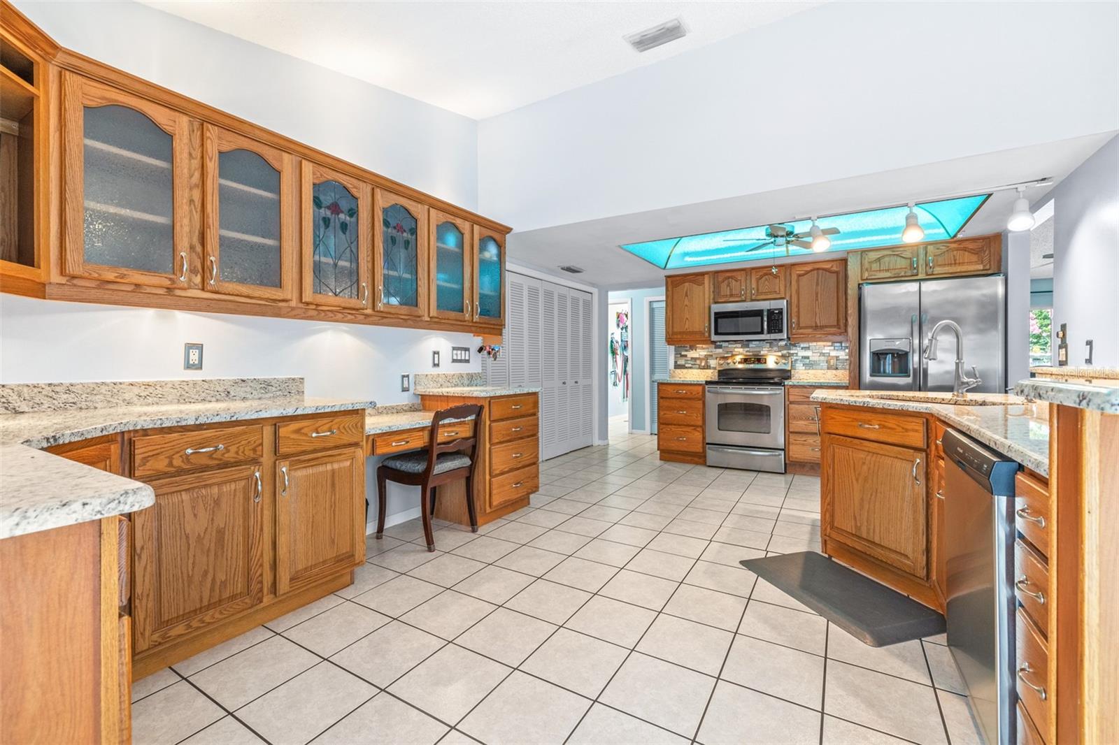 Image 10 of 27 For 8482 Day Street