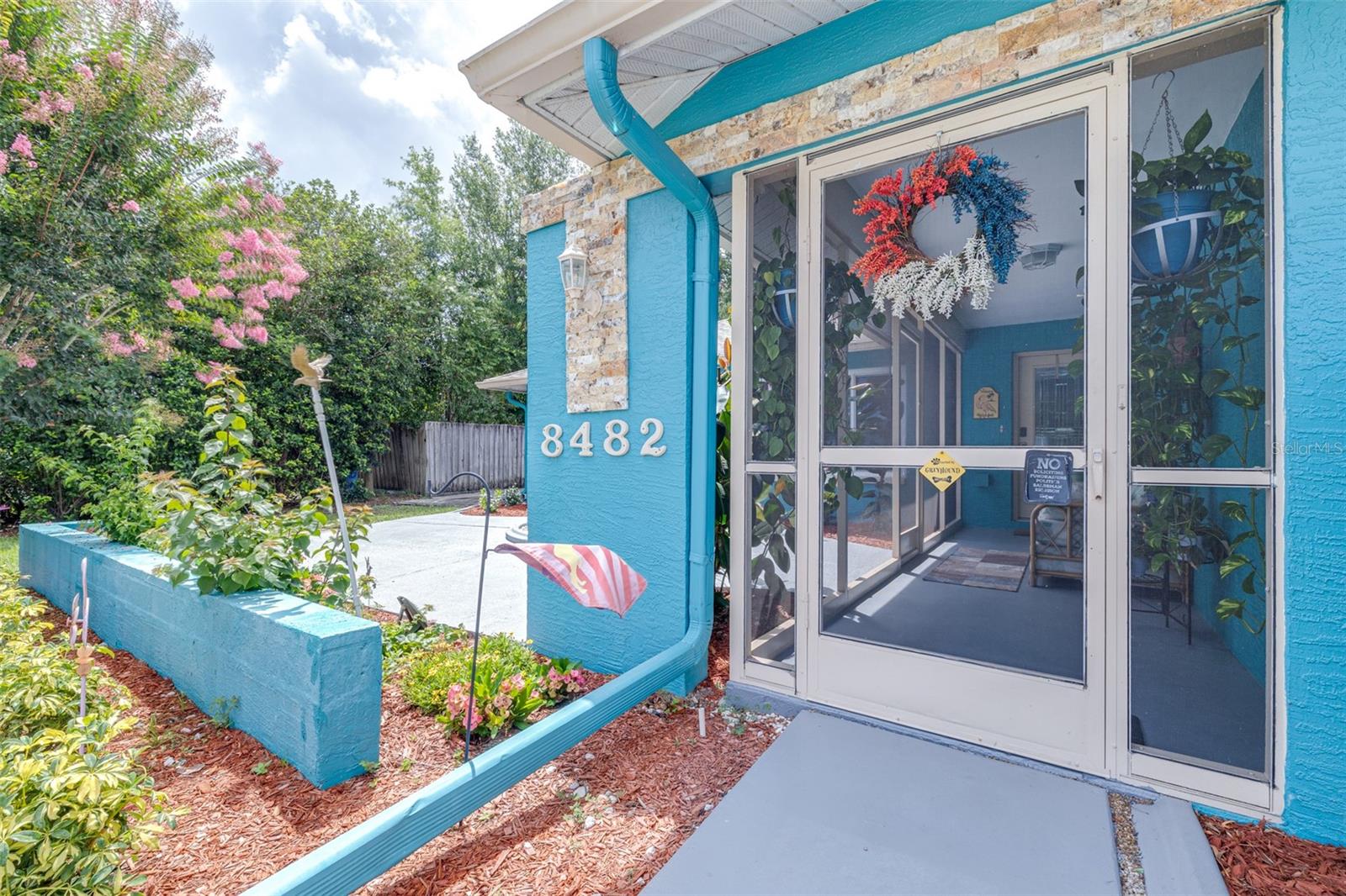 Image 4 of 27 For 8482 Day Street
