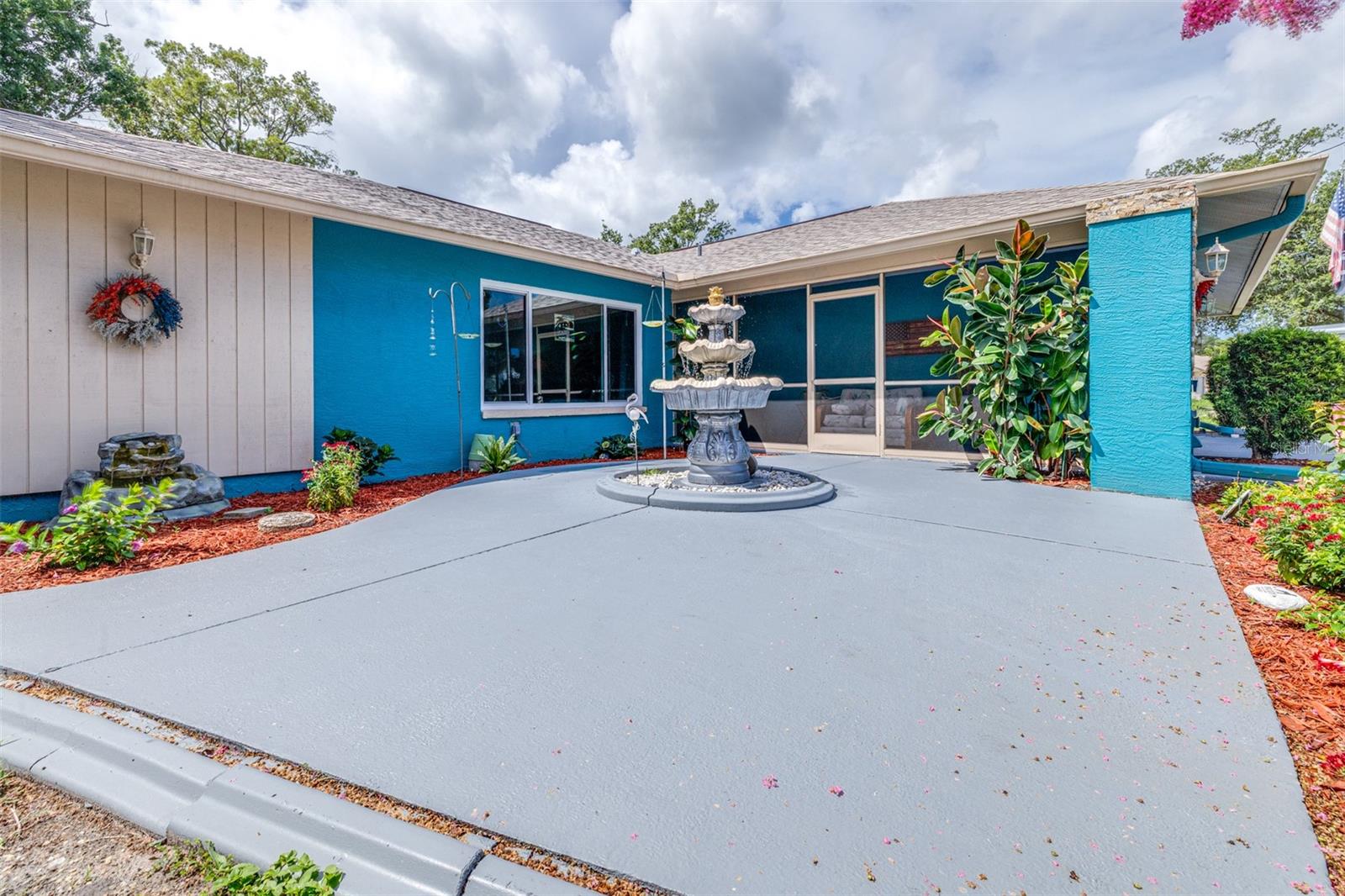 Image 6 of 27 For 8482 Day Street