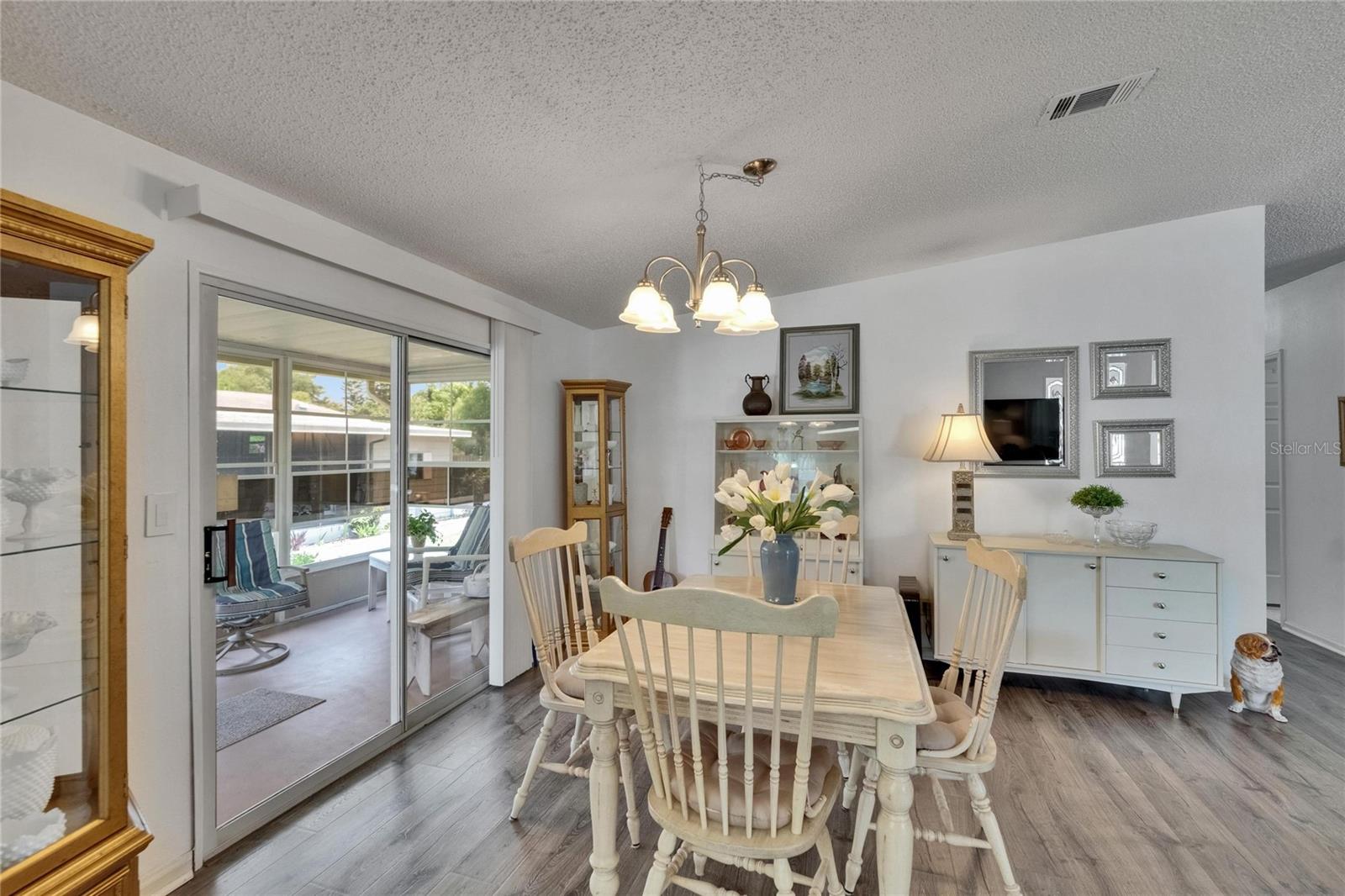 Image 14 of 42 For 451 Village Circle Sw