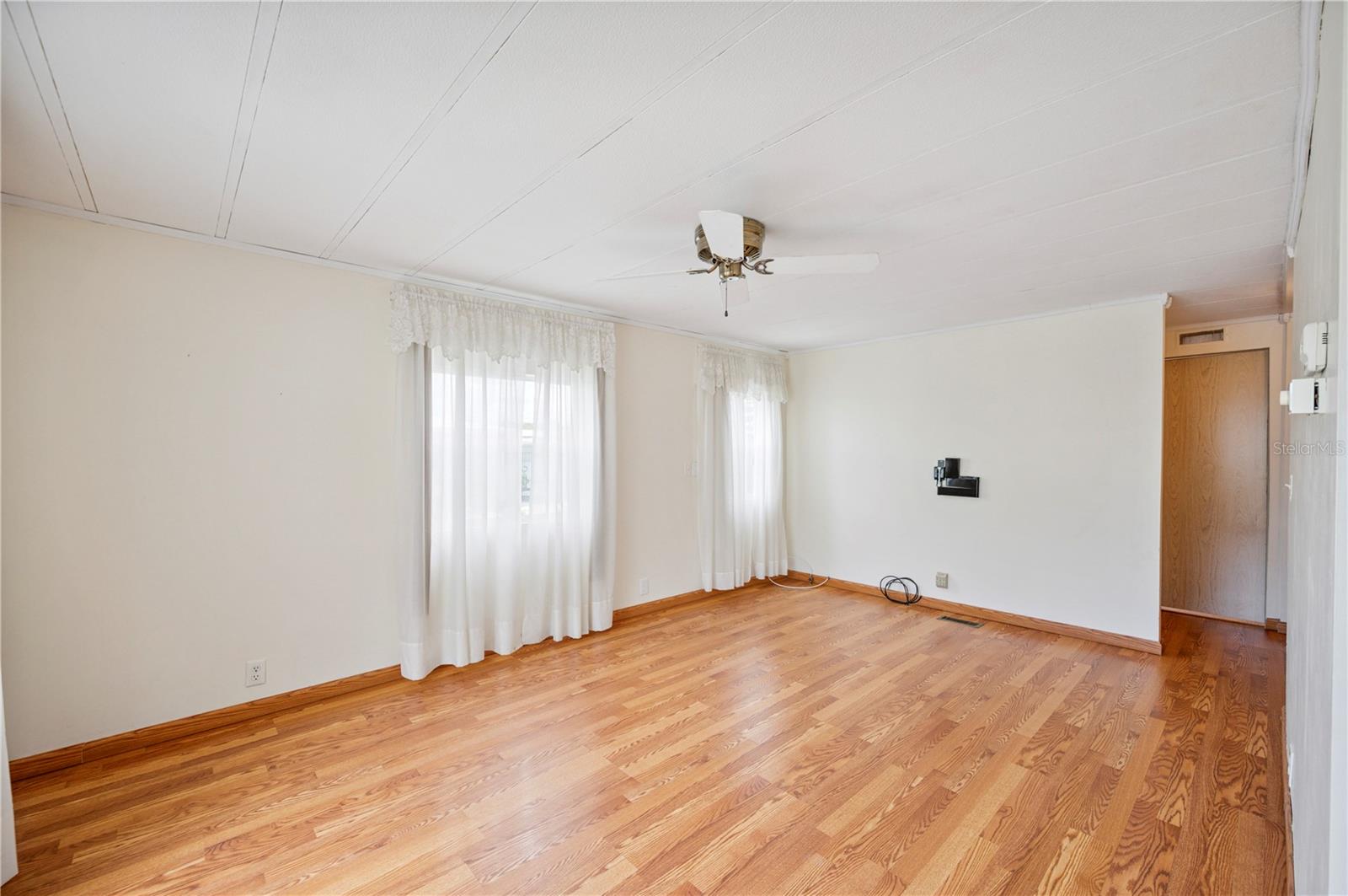 Image 5 of 18 For 1610 Reynolds Road 214