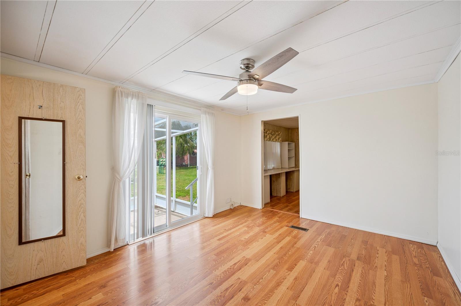 Image 6 of 18 For 1610 Reynolds Road 214