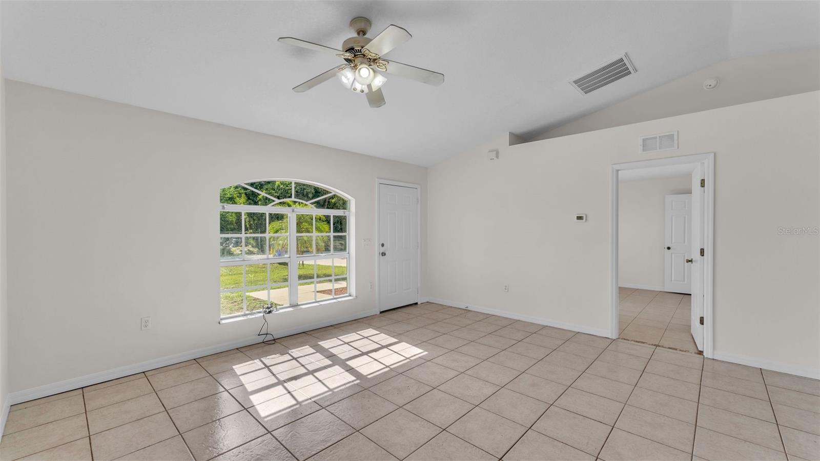 Image 16 of 38 For 4515 Starfish Avenue