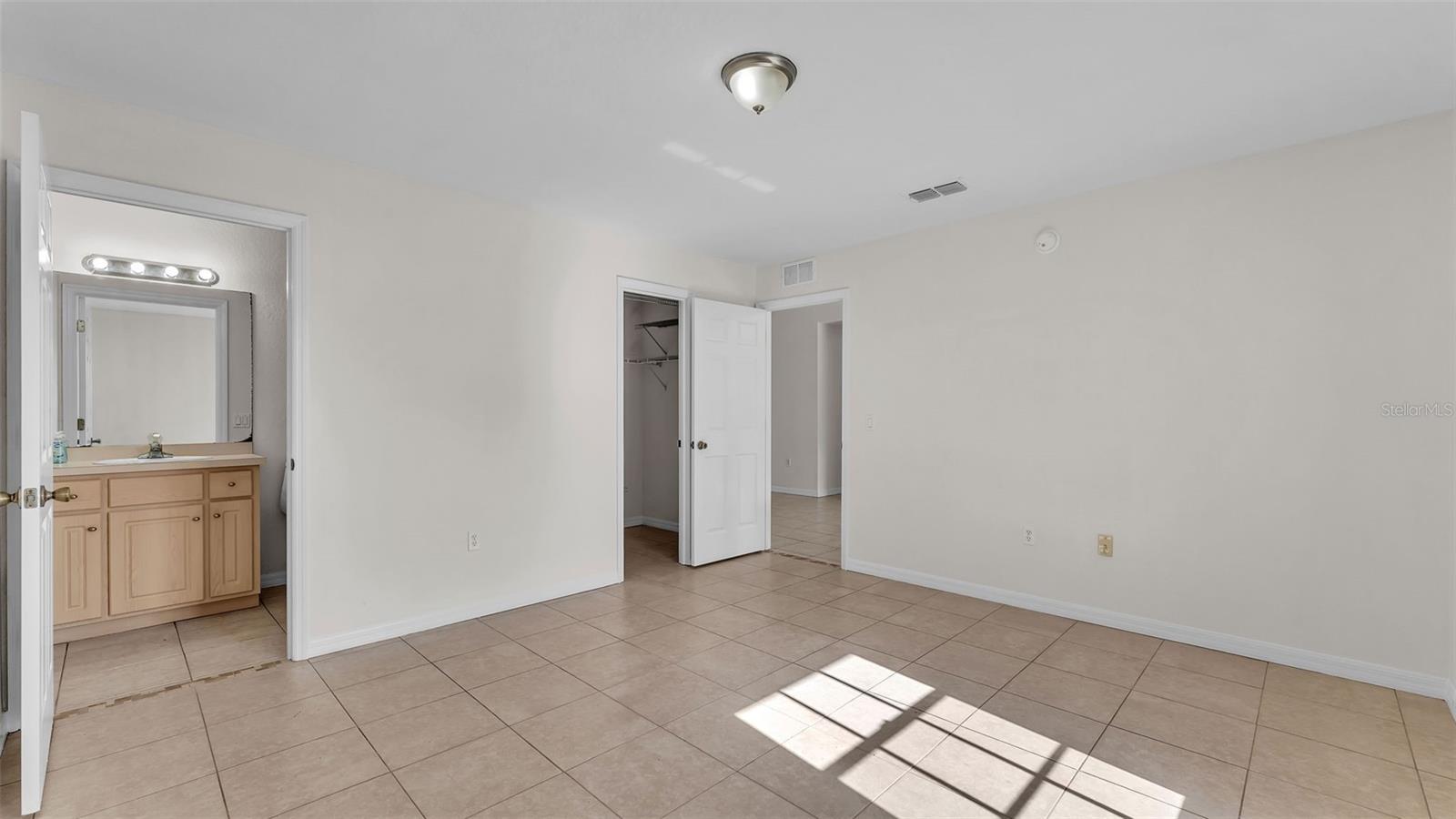 Image 24 of 38 For 4515 Starfish Avenue