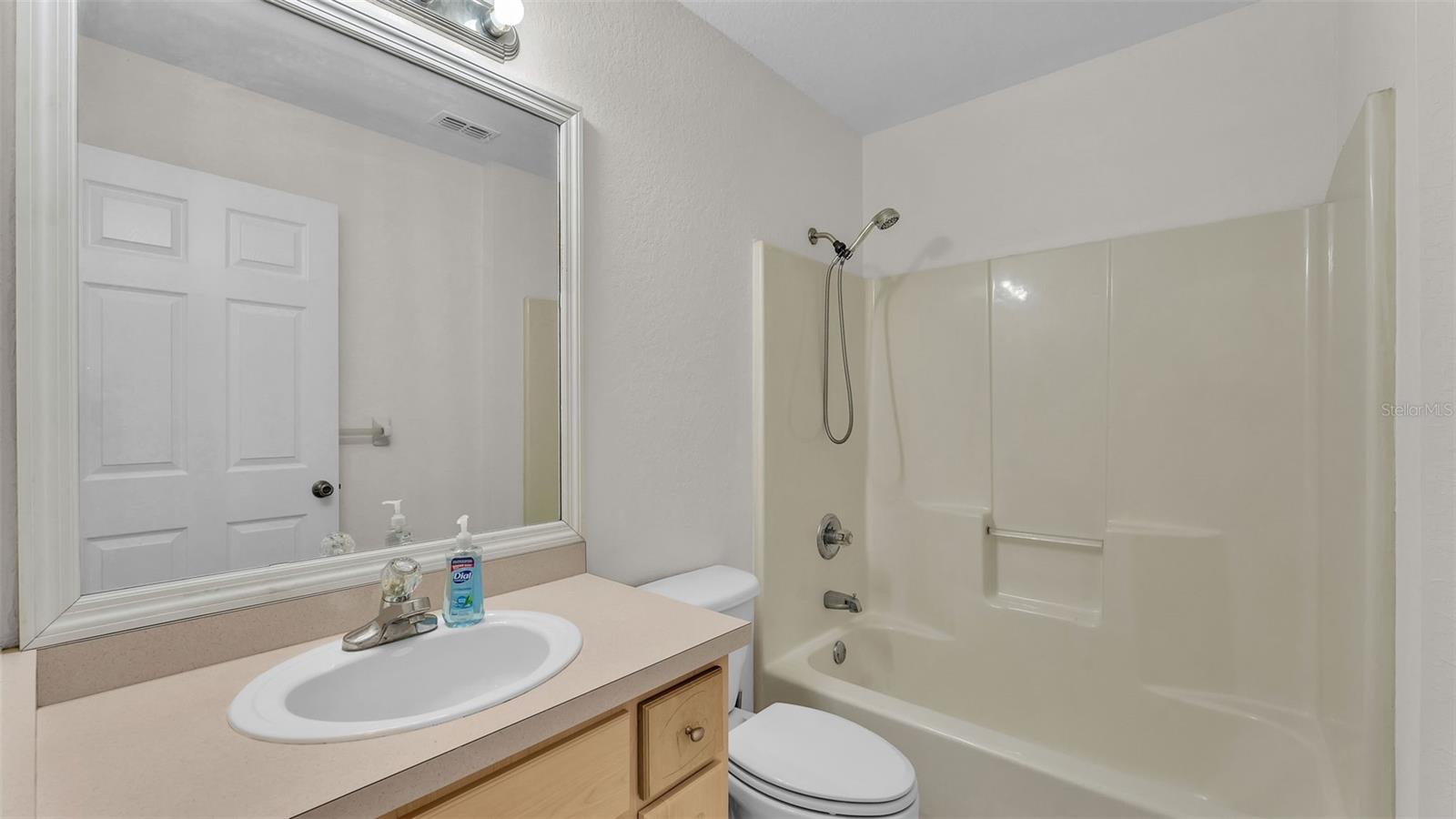 Image 27 of 38 For 4515 Starfish Avenue
