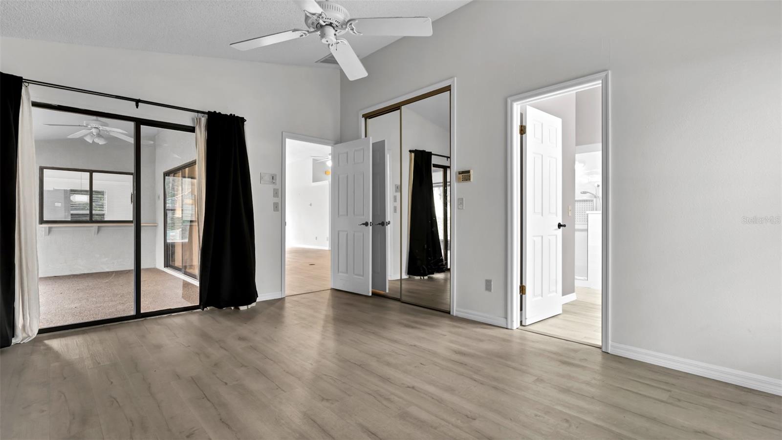 Image 16 of 31 For 8050 Eacon Court