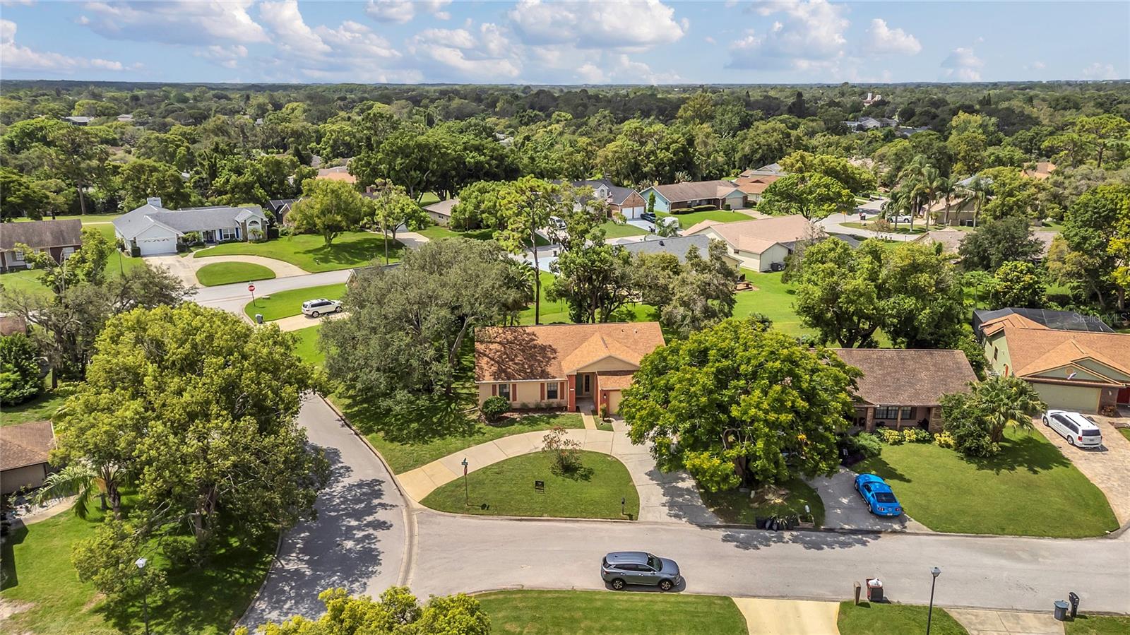Image 39 of 44 For 8050 Eacon Court
