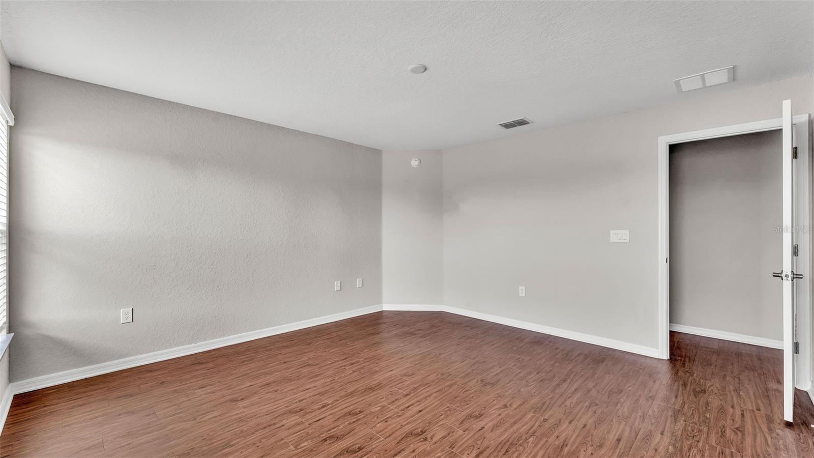 Image 22 of 48 For 4143 Red Fern Lane