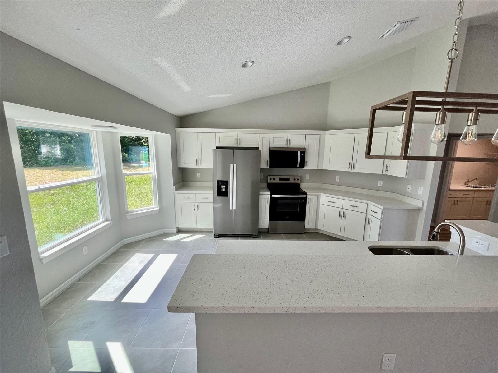 Image 4 of 8 For 2780 75th Boulevard