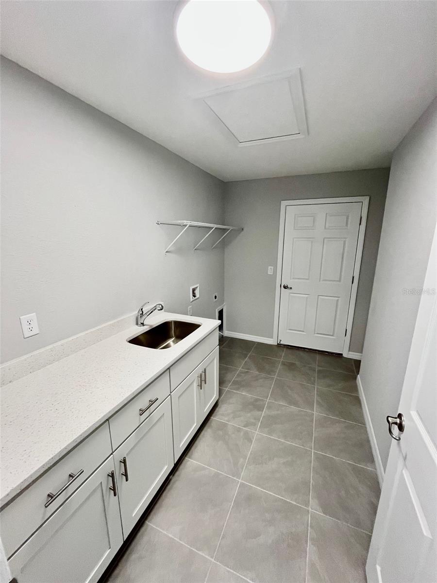 Image 8 of 8 For 2780 75th Boulevard