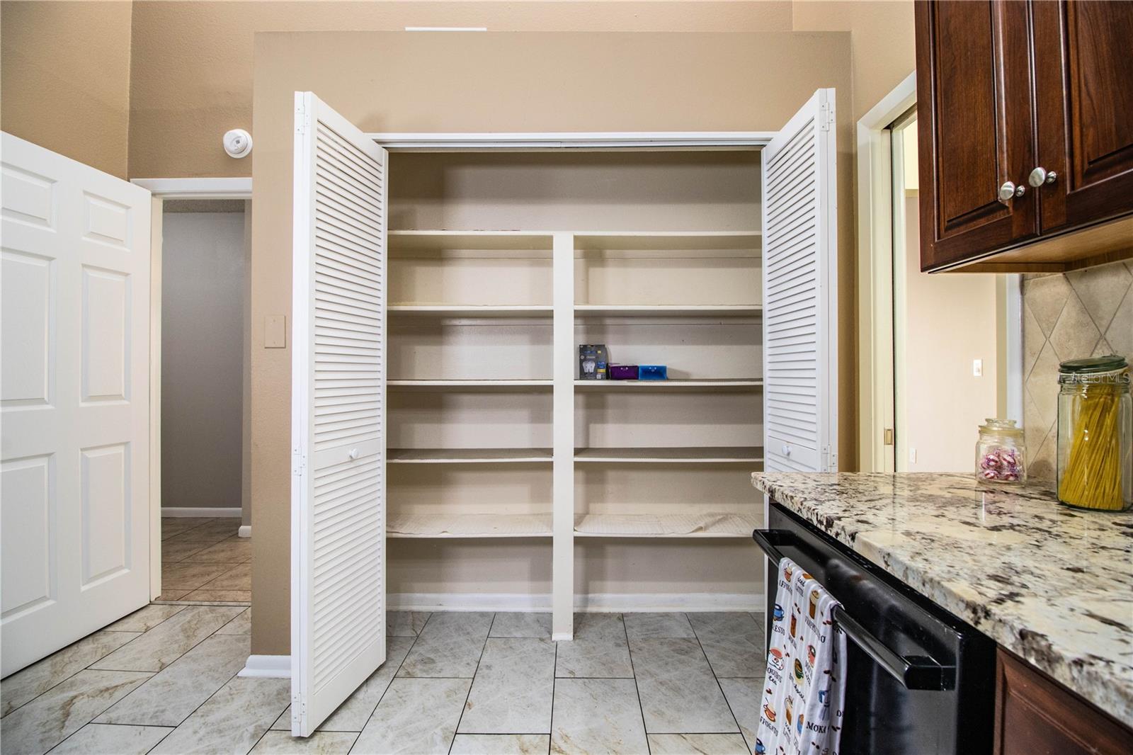Image 11 of 38 For 3582 Raintree Court