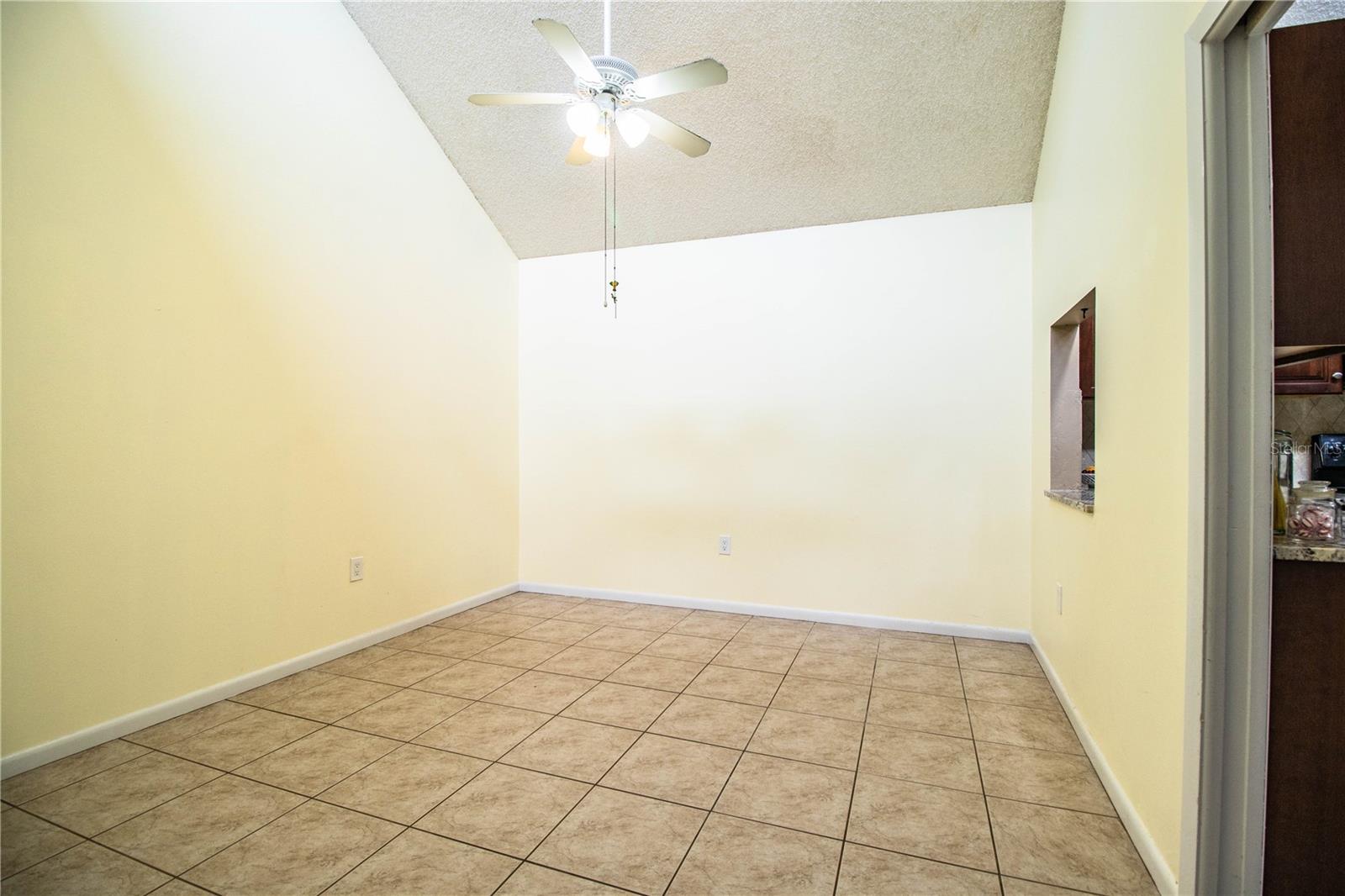 Image 12 of 38 For 3582 Raintree Court