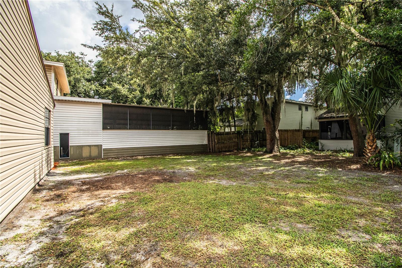 Image 34 of 38 For 3582 Raintree Court