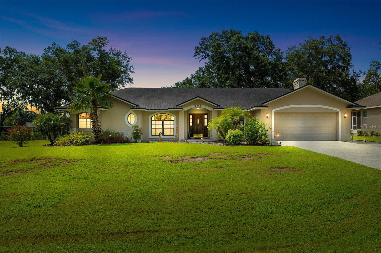 Details for 2208 Deerbrook Drive, LAKELAND, FL 33811