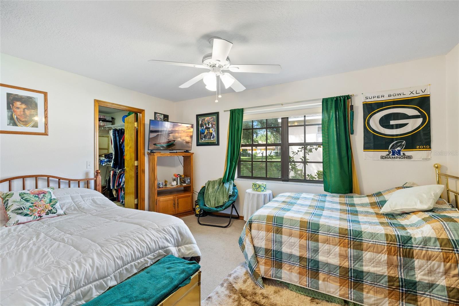 Image 28 of 44 For 2208 Deerbrook Drive