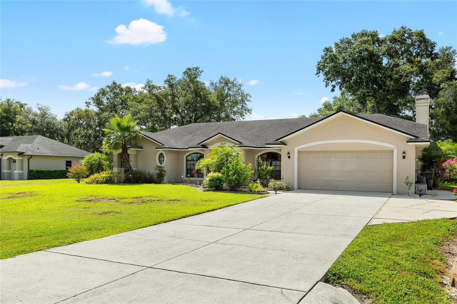 Image 3 of 44 For 2208 Deerbrook Drive