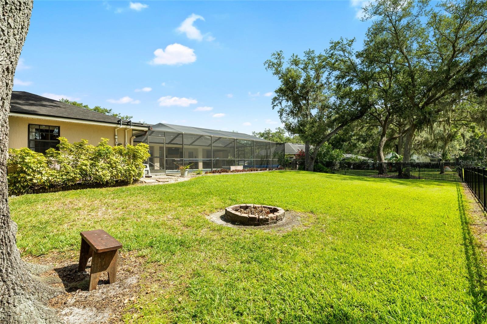 Image 40 of 44 For 2208 Deerbrook Drive