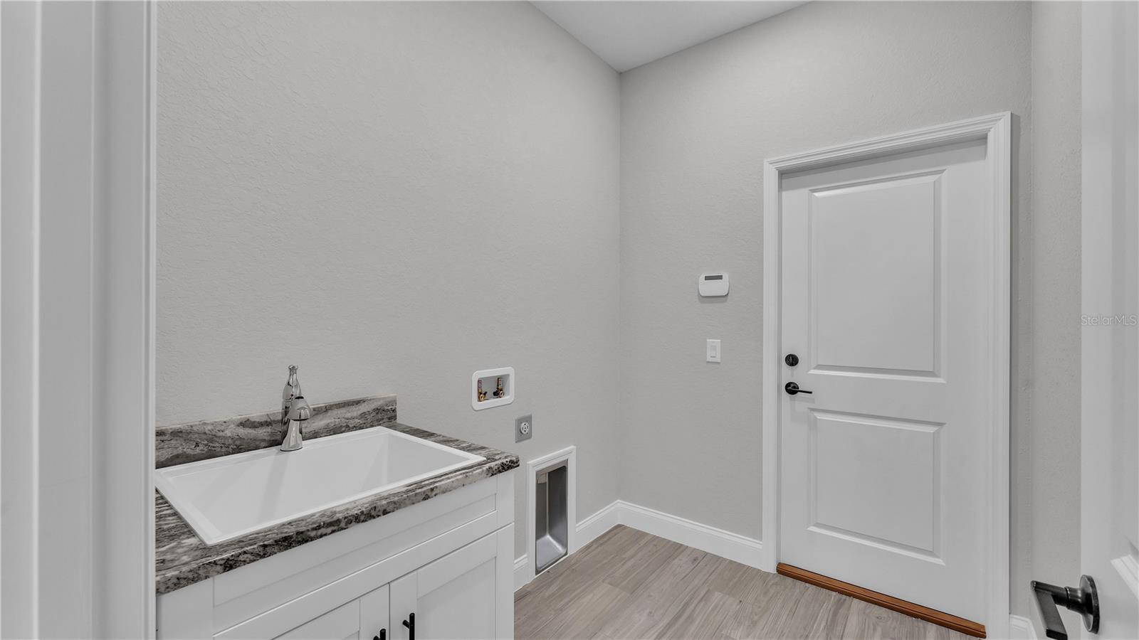 Image 34 of 44 For 5512 Odom Road